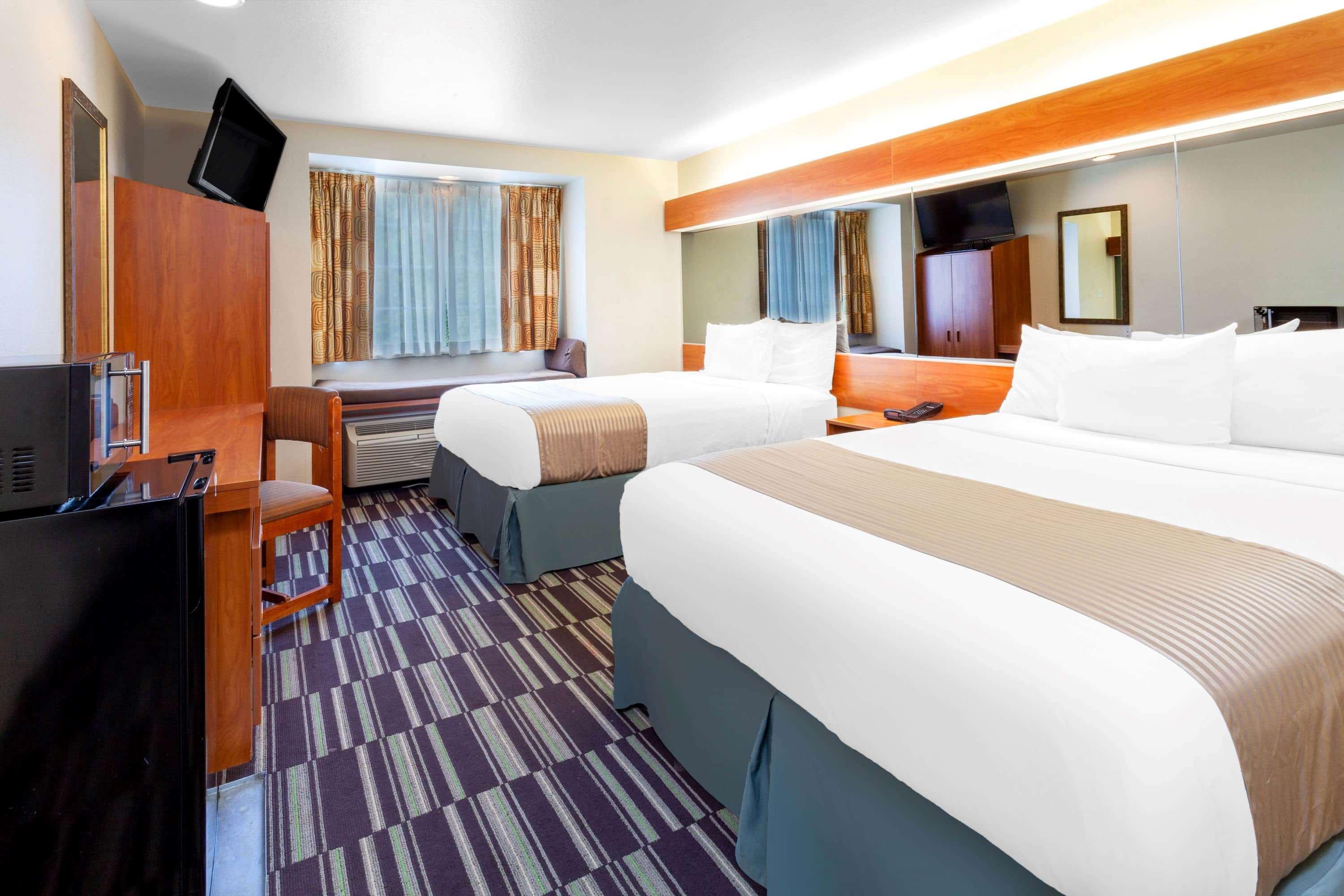 Microtel Inn & Suites By Wyndham Галф Шорс Екстериор снимка