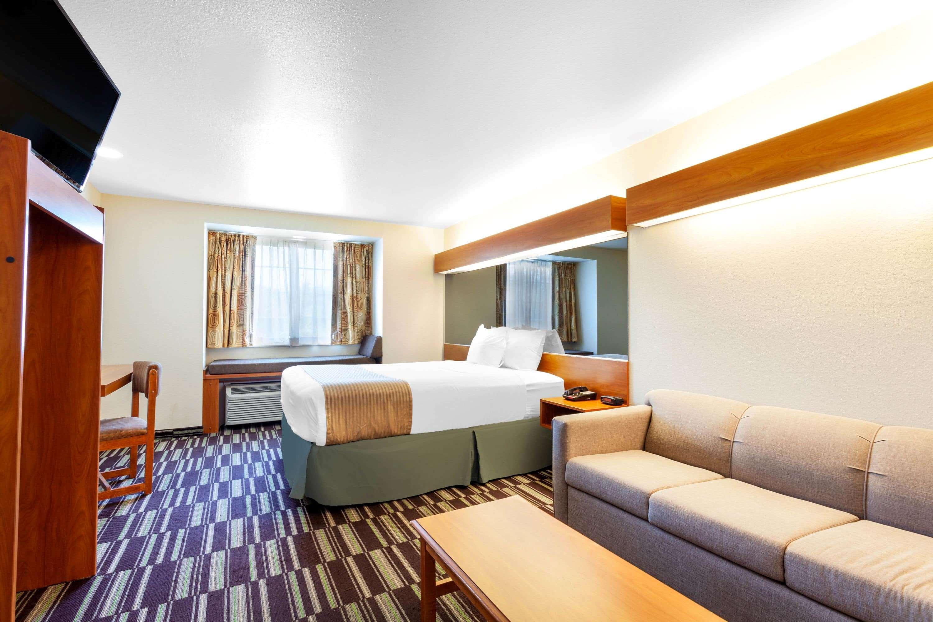 Microtel Inn & Suites By Wyndham Галф Шорс Екстериор снимка